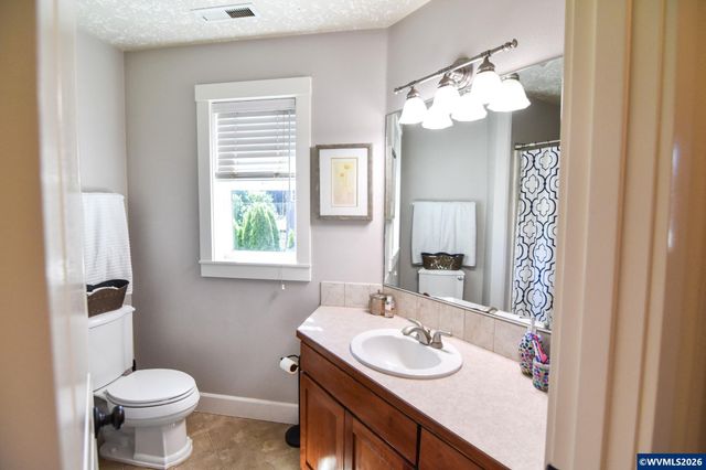 1664 Olympia Ct NW, Salem, OR 97304