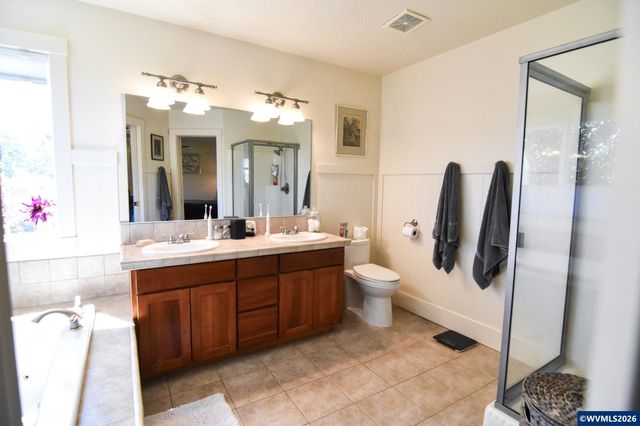 1664 Olympia Ct NW, Salem, OR 97304
