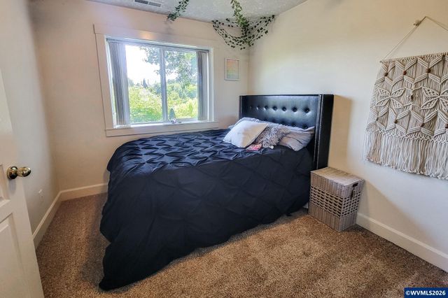1664 Olympia Ct NW, Salem, OR 97304