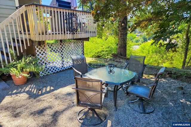 1664 Olympia Ct NW, Salem, OR 97304