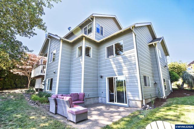 1664 Olympia Ct NW, Salem, OR 97304