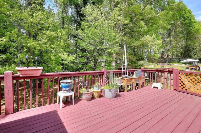 3713 Quail Hollow, Snellville, GA 30039