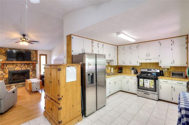 3713 Quail Hollow, Snellville, GA 30039