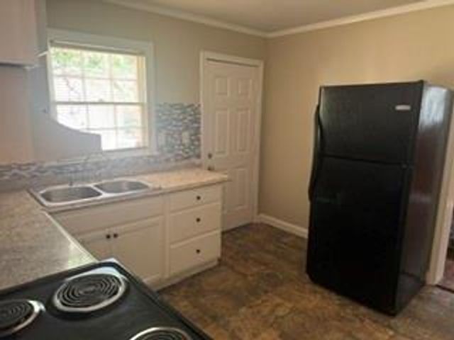 5161 Phillips Drive, Forest Park, GA 30297