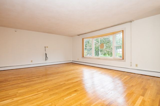31 Towne Crest Drive, Stoneham, MA 02180