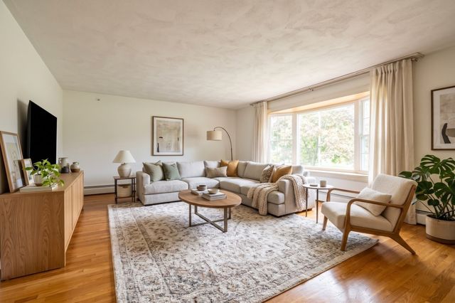 31 Towne Crest Drive, Stoneham, MA 02180