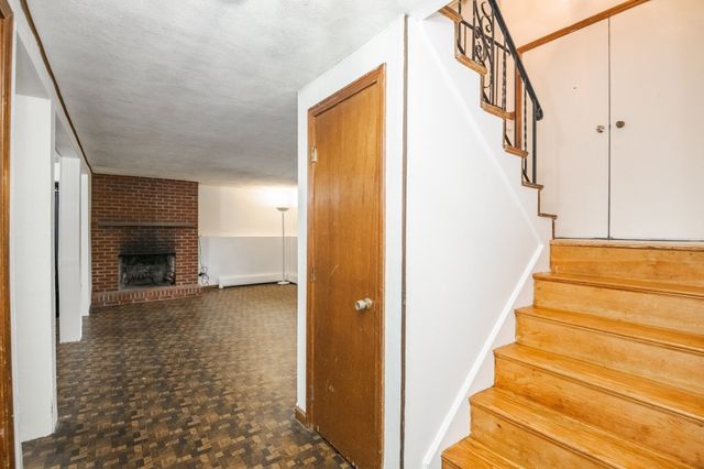 31 Towne Crest Drive, Stoneham, MA 02180