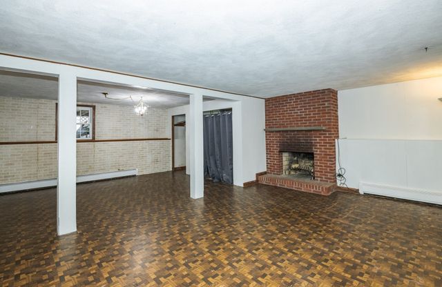 31 Towne Crest Drive, Stoneham, MA 02180