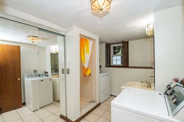 31 Towne Crest Drive, Stoneham, MA 02180