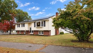 31 Towne Crest Drive, Stoneham, MA 02180