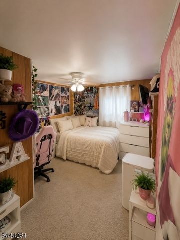 9 Chestnut St, Sussex Boro, NJ 07461