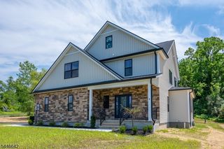 5 Emerald Dr, Hardyston Twp., NJ 07419