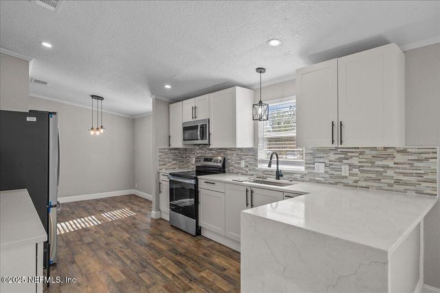 314 UNION Avenue, Interlachen, FL 32148