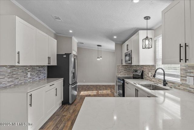 314 UNION Avenue, Interlachen, FL 32148