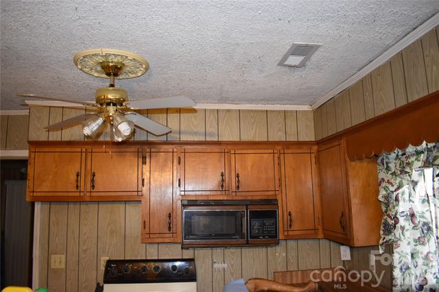 115 Weeks Road, Rutherfordton, NC 28139