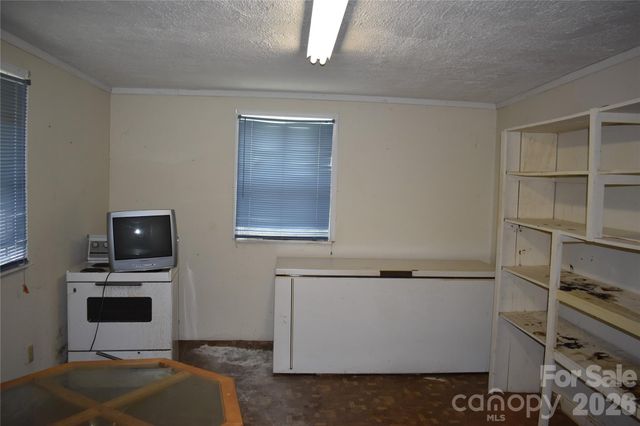 115 Weeks Road, Rutherfordton, NC 28139