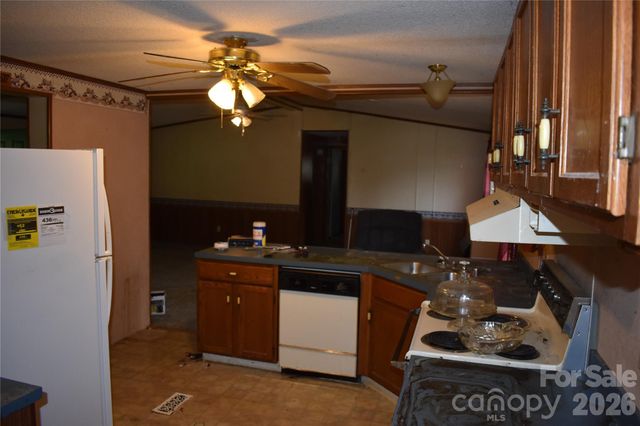 115 Weeks Road, Rutherfordton, NC 28139