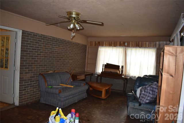 115 Weeks Road, Rutherfordton, NC 28139