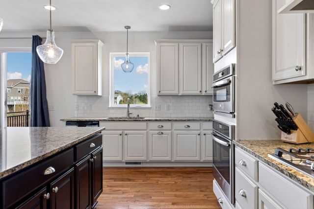 1289 Eagle Point Drive, Eagan, MN 55123