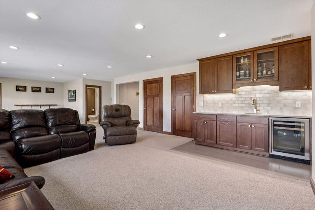 1289 Eagle Point Drive, Eagan, MN 55123