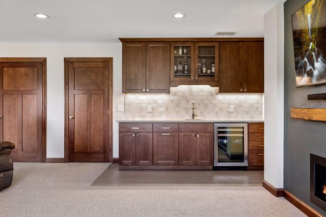 1289 Eagle Point Drive, Eagan, MN 55123