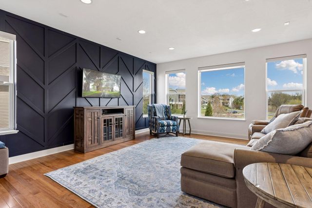 1289 Eagle Point Drive, Eagan, MN 55123