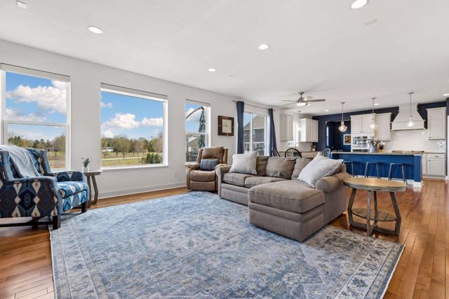 1289 Eagle Point Drive, Eagan, MN 55123