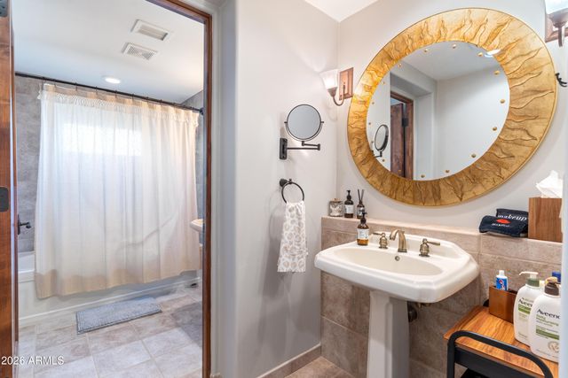 36601 N MULE TRAIN Road C21, Carefree, AZ 85377