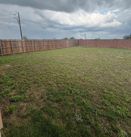 2440 Edisto Beach Drive, Fort Worth, TX 76108
