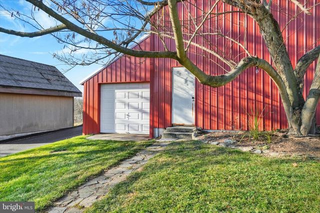 48 HIGH ST, Felton, PA 17322