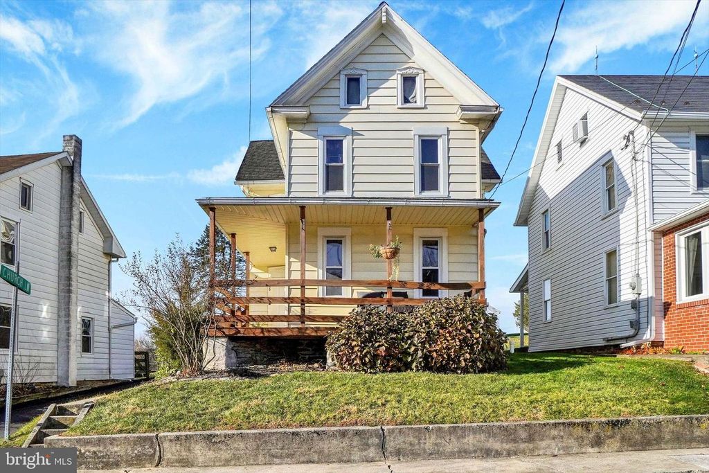 48 HIGH ST, Felton, PA 17322