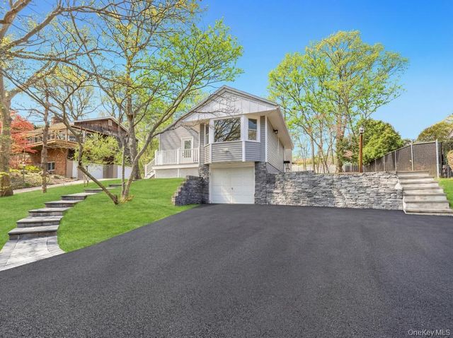 14 Woodvale Avenue, Kings Park, NY 11754