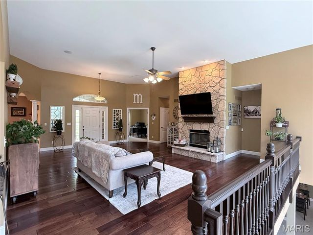 4476 Augusta Shores Drive, Augusta, MO 63332