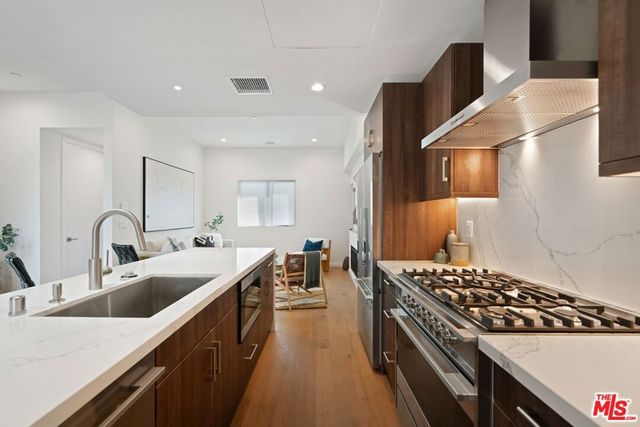 12610 Venice Boulevard, Los Angeles, CA 90066