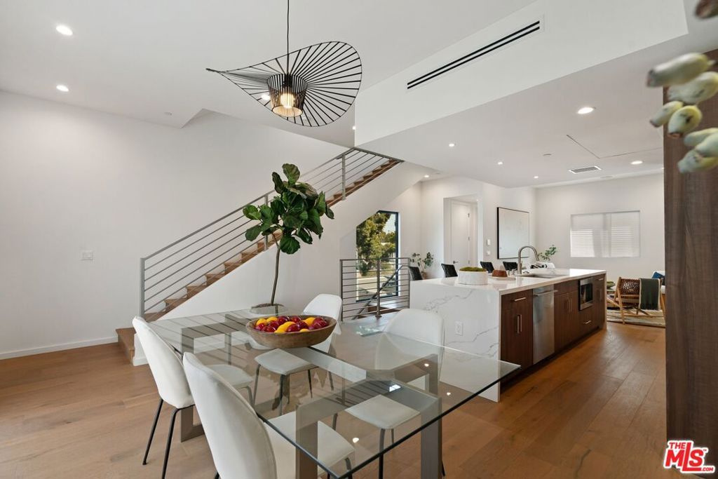 12610 Venice Boulevard, Los Angeles, CA 90066