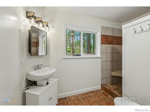 423 Mountain Meadows Drive, Black Hawk, CO 80422