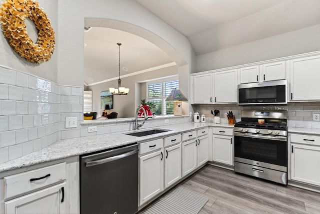 803 Bent Wood PL, Round Rock, TX 78665