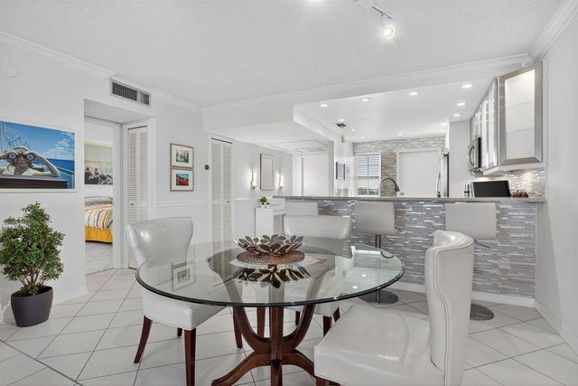 2940 N Course Drive 903, Pompano Beach, FL 33069