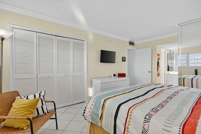 2940 N Course Drive 903, Pompano Beach, FL 33069