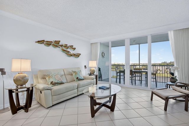 2940 N Course Drive 903, Pompano Beach, FL 33069