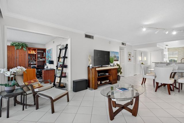 2940 N Course Drive 903, Pompano Beach, FL 33069