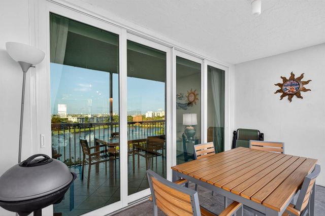 2940 N Course Drive 903, Pompano Beach, FL 33069