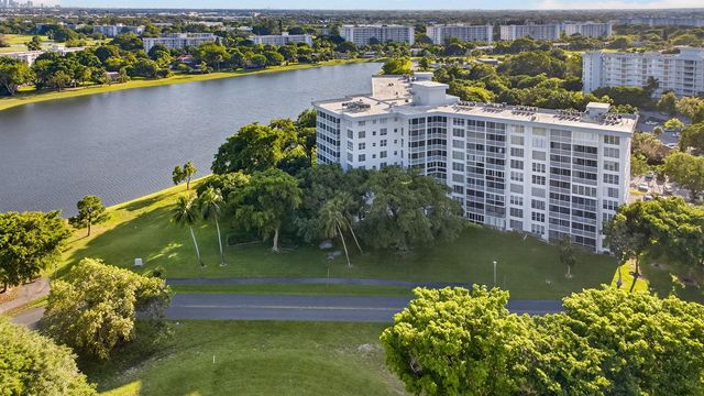 2940 N Course Drive 903, Pompano Beach, FL 33069