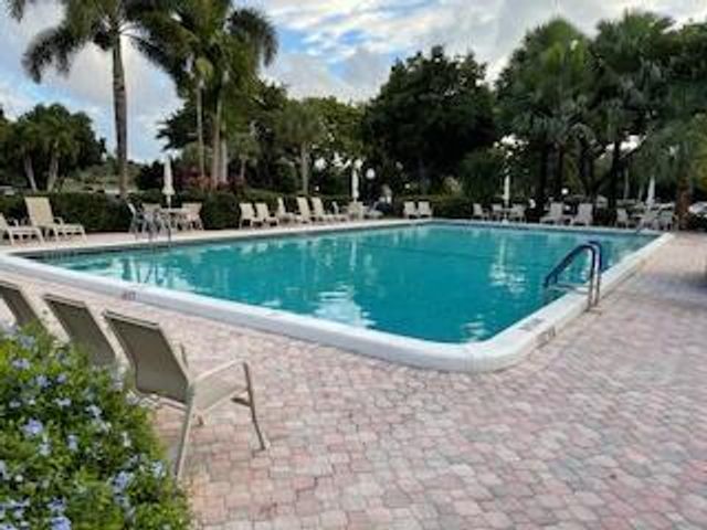 2940 N Course Drive 903, Pompano Beach, FL 33069