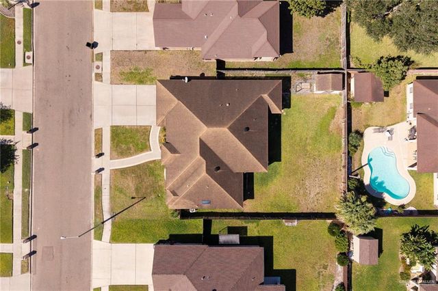 2111 E 25th Street, Mission, TX 78574