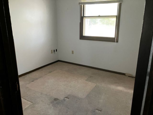 1000 3rd Street, Waukee, IA 50263