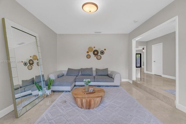 16900 SW 276th St, Homestead, FL 33031