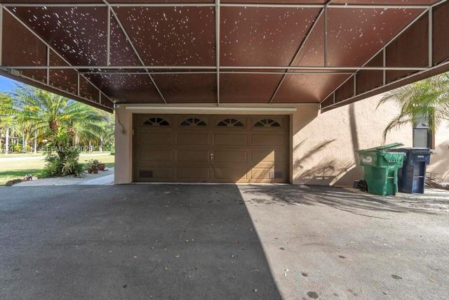 16900 SW 276th St, Homestead, FL 33031