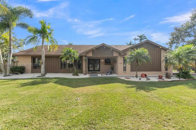 16900 SW 276th St, Homestead, FL 33031