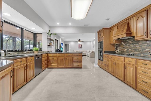 16900 SW 276th St, Homestead, FL 33031